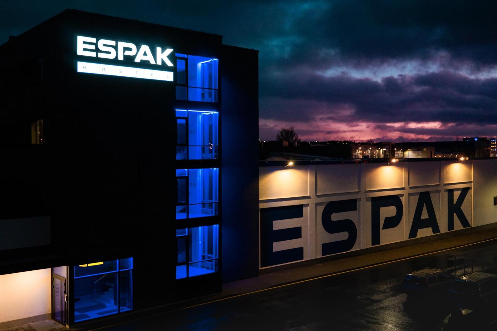 Espak Hostel Tallinn Exteriör bild